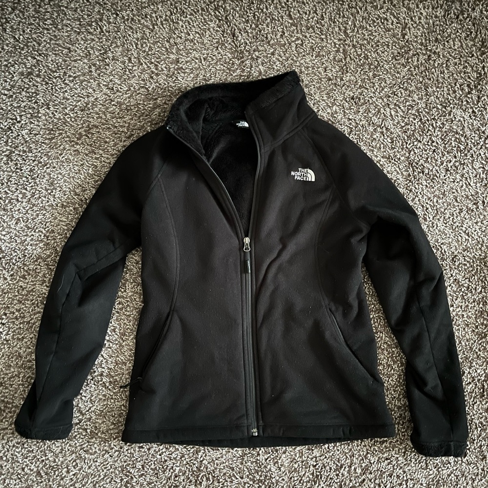 LAST CALL! The North Face fleece jacket